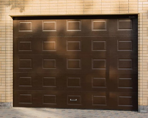 Гаражные ворота DoorHan филенчатые