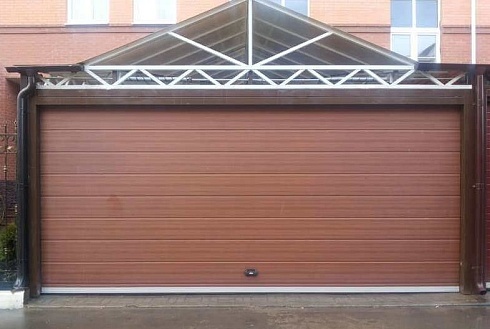 Секционные ворота DoorHan из сэндвич-панелей