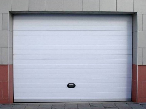 Гаражные ворота DoorHan белые