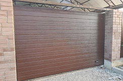 Секционные ворота с пружинами растяжения, 2000x2000, цвет коричневый ral 8017