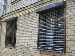 Решетчатые рольставни DoorHan для оконного проема