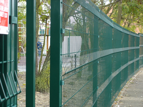 Забор DoorHan серия «Усиленная» цвет зеленый ral 6005 2535x1530 мм