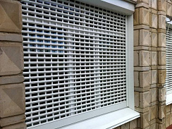 Решетчатые оконные рольставни экструдированный профиль 1200*800