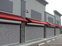 Решетчатые антивандальные рольставни стальной профиль 2700*2200