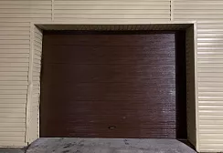 Секционные ворота с пружинами растяжения, 2000x2000